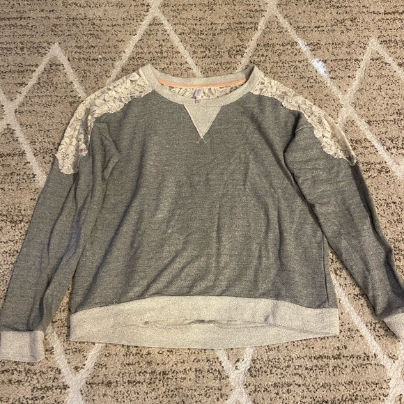 Xhilaration Lace Shoulder Sweatshirt Top XXL - Picture 5 of 8